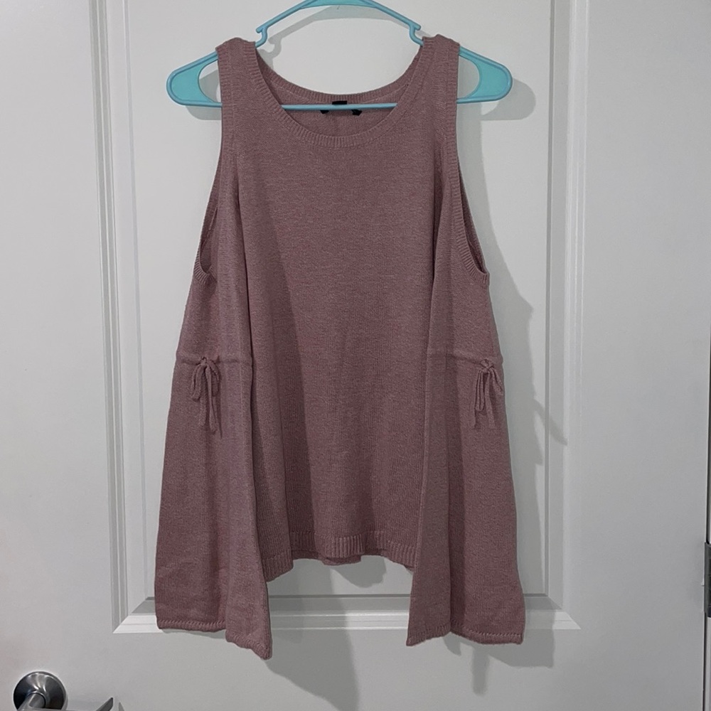 American Eagle Mauve Sweater